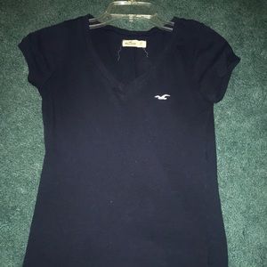 navy blue holister v neck